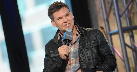 theo von height